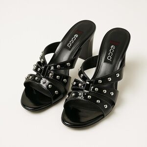 ECCO Black Patent‎ Leather Silver Stud Mules Edgy Grunge Y2K Size 37